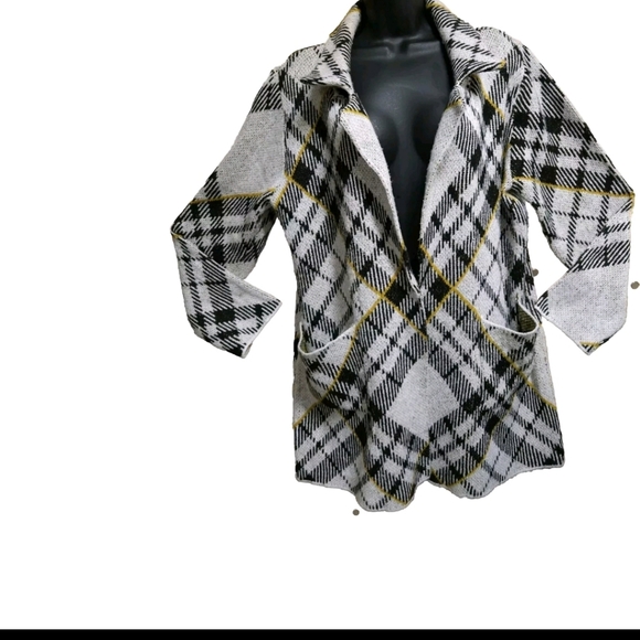 Love Ever After Sweater Knit  Cardigan Black White Yellow Open Pockets Plaid XL - Picture 4 of 13